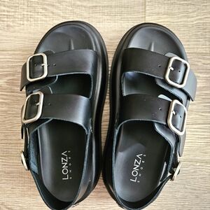 Lonza Blanca black platforms chunky sandal